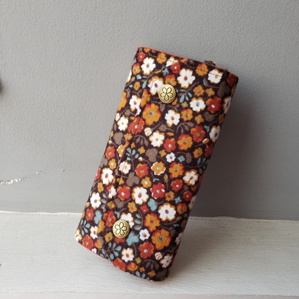 Ví Handmade Dáng Dài Cầm Tay Phong Cách Vintage Họa Tiết Hoa Xinh Xắn