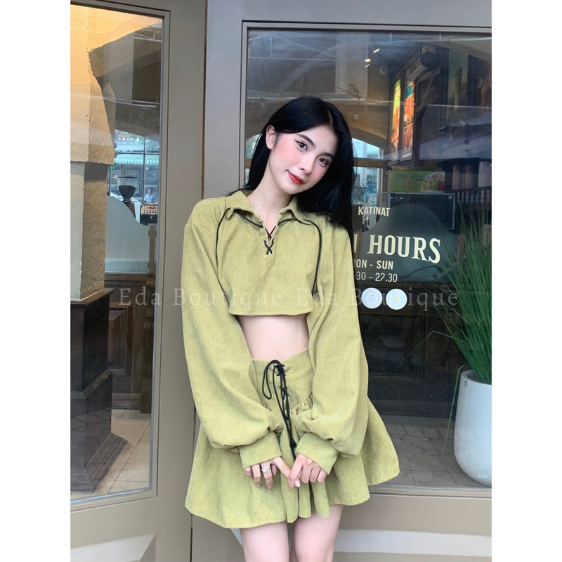 Set nữ Áo Croptop EDA tay dài nhung tăm cổ sơ mi kiểu thu đông kèm chân váy thiết kế cao cấp dáng xoè thắt dây