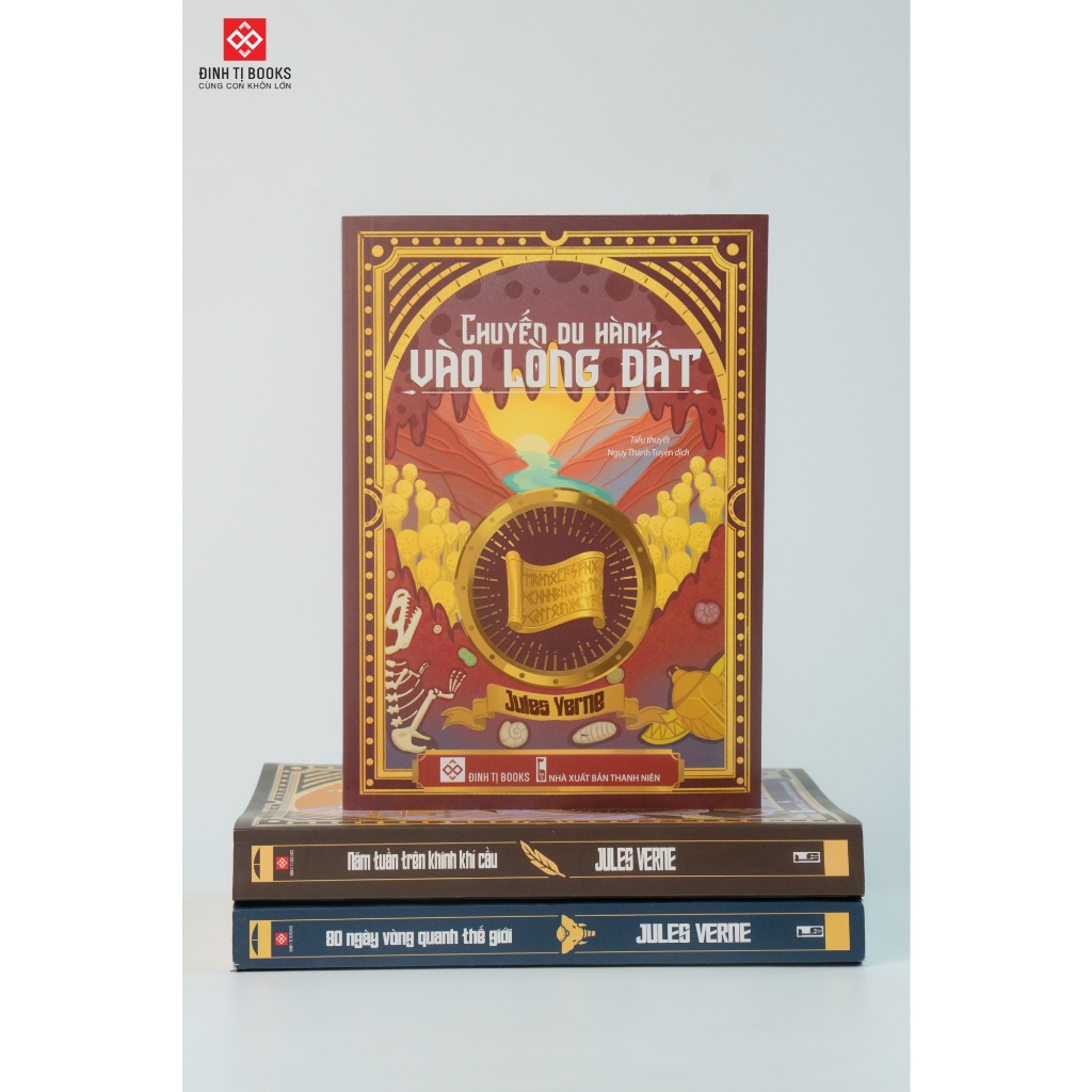 Sách - Chuyến du hành vào lòng đất Bìa mềm - Đinh Tị Books