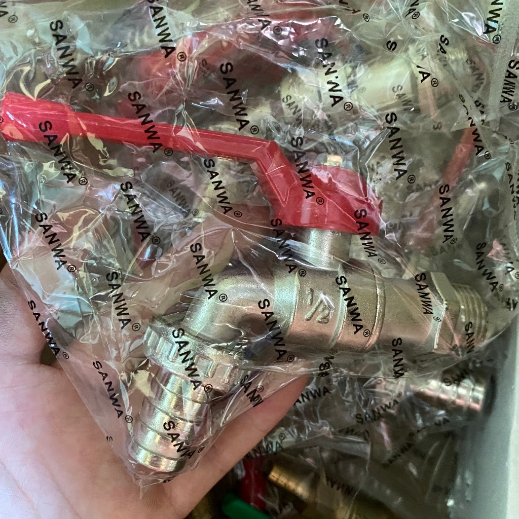 Vòi nước Sanwa cỡ 21 và 27 tặng kèm băng tan