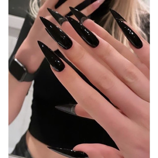  nail box móng up sơn gel đen trơn 