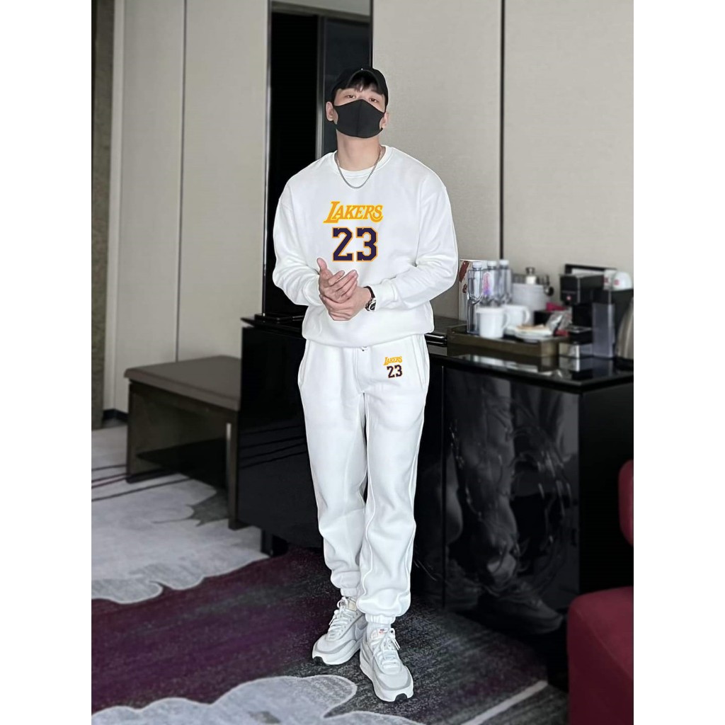Set Nỉ Cổ Tròn Phối Hoạ Tiết LAKERS 23 Cá Tính Sành Điệu, Chất Liệu Nỉ Ngoại Mềm Mịn Thấm Hút Mồ Hôi
