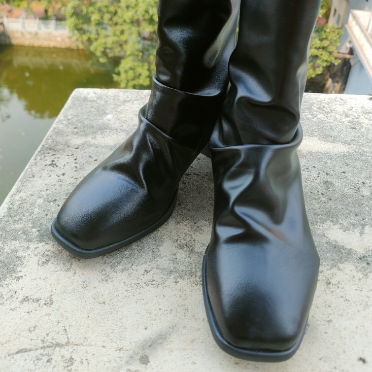 Giày Bốt Nữ Nhăn Kéo Khoá Full BoxxxSiêu Đẹp.....