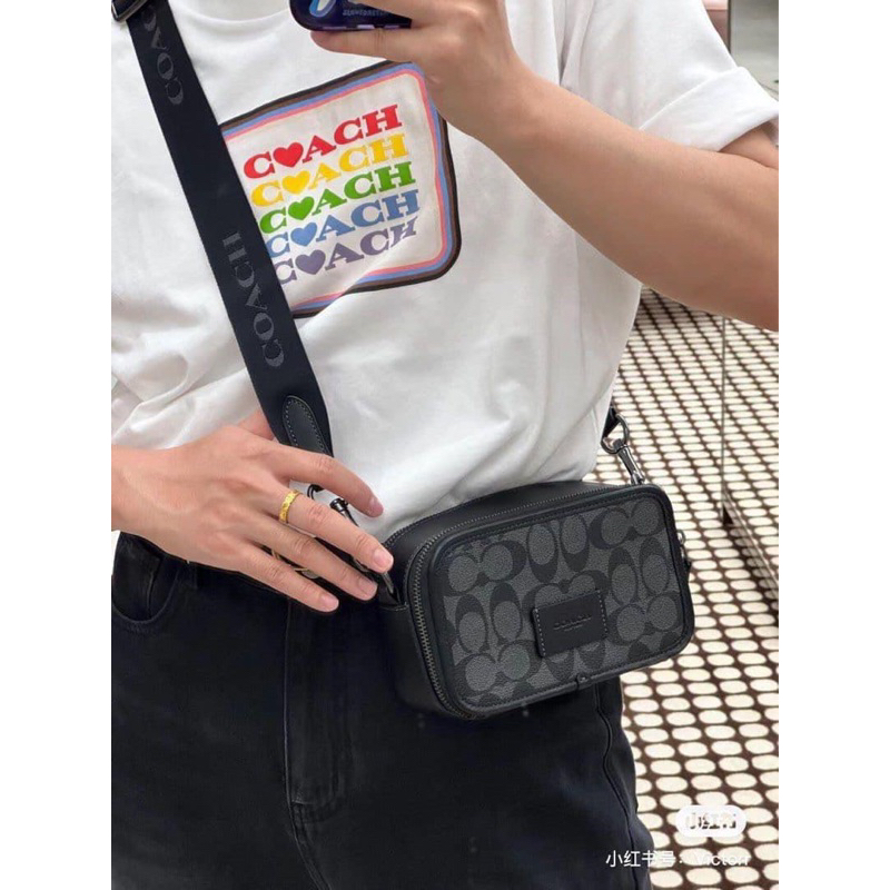 Túi coach nam wyatt đeo chéo mới