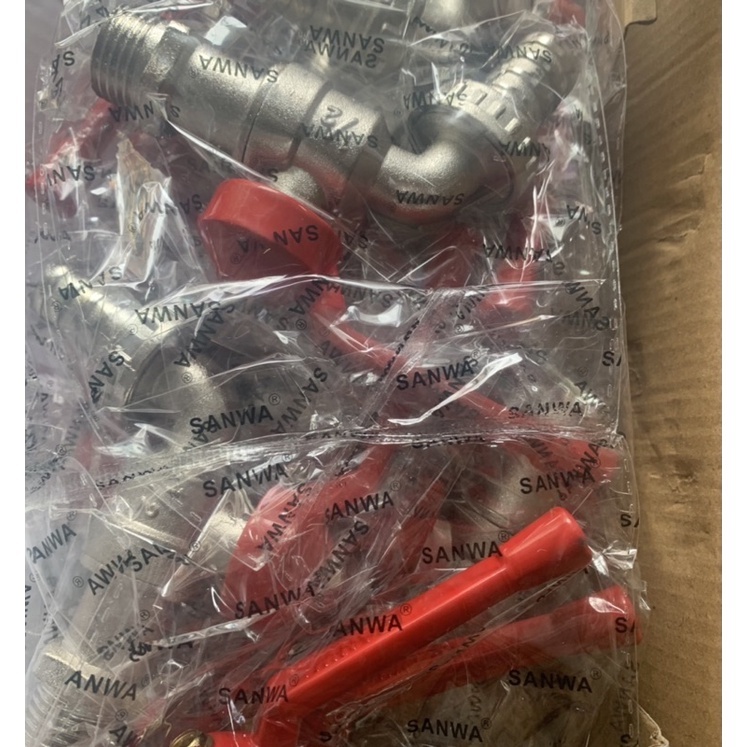 Vòi nước Sanwa cỡ 21 và 27 tặng kèm băng tan