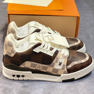 Giày thể thao sneaker LV dễ phối đồ cực hot 2023