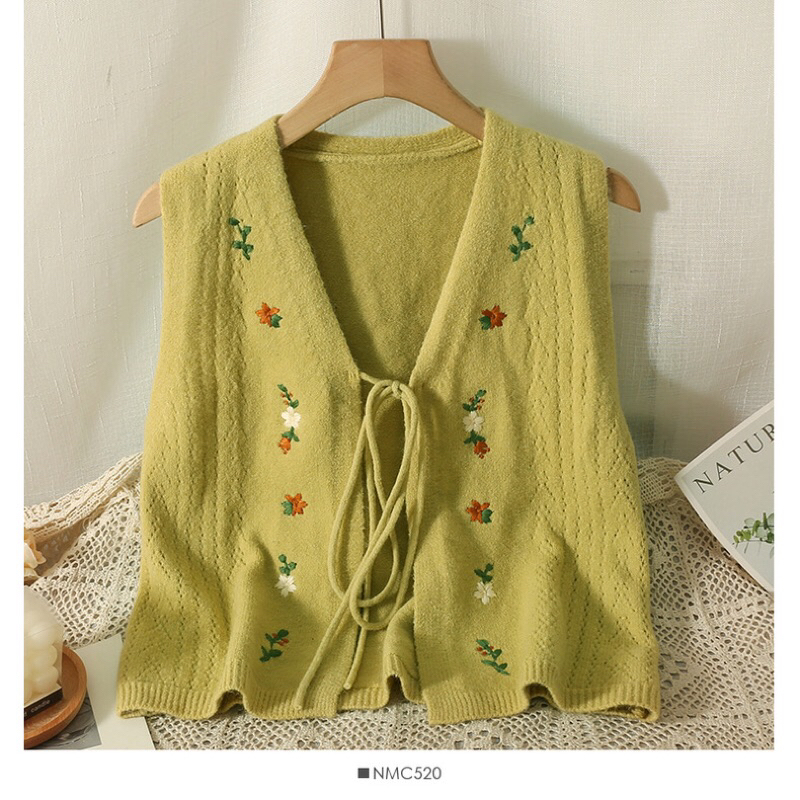 Set sơ mi bèo + gile siêu dễ thương phong cách tiểu thư bánh bèo