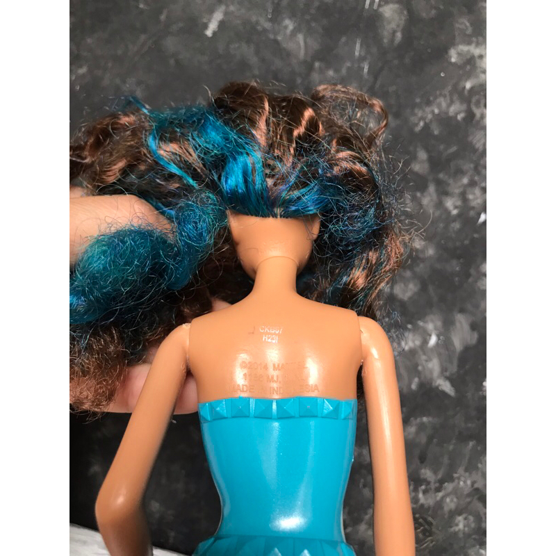 Thanh lý búp bê barbie chính hãng