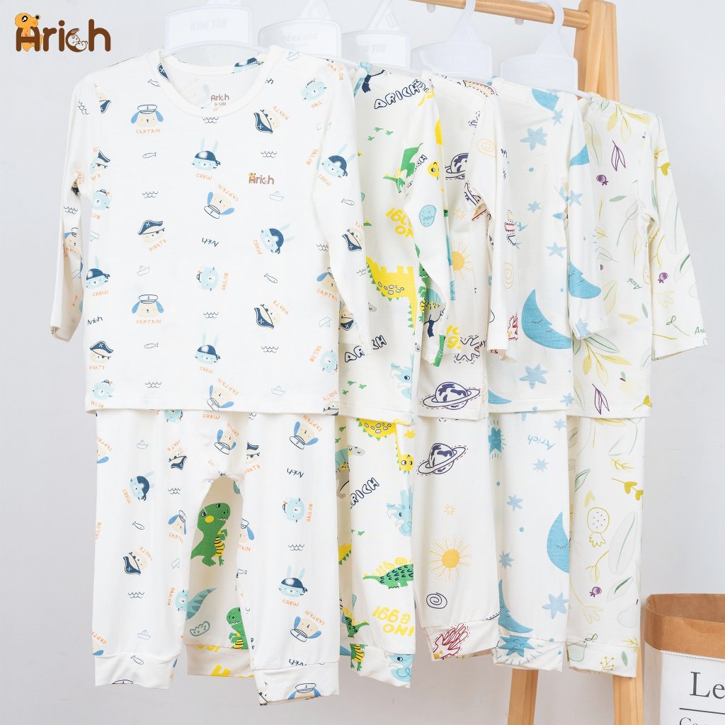 Bộ dài cài vai hoạ tiết thương hiệu Arich