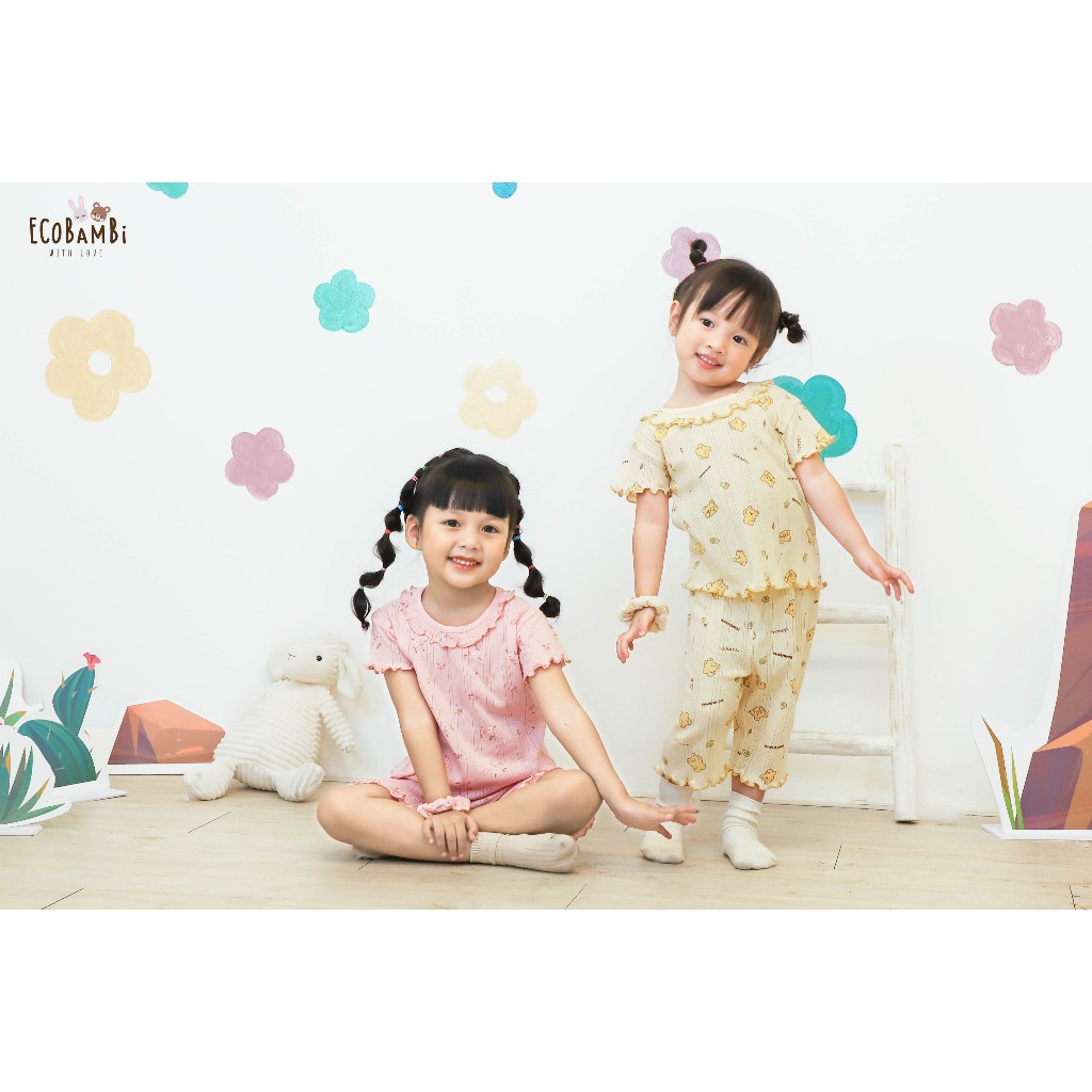 Bộ cotton thun Hàn bé gái tay ngắn, QUẦN LỬNG kiểu dệt jacquard hoa nhí Ecobambi