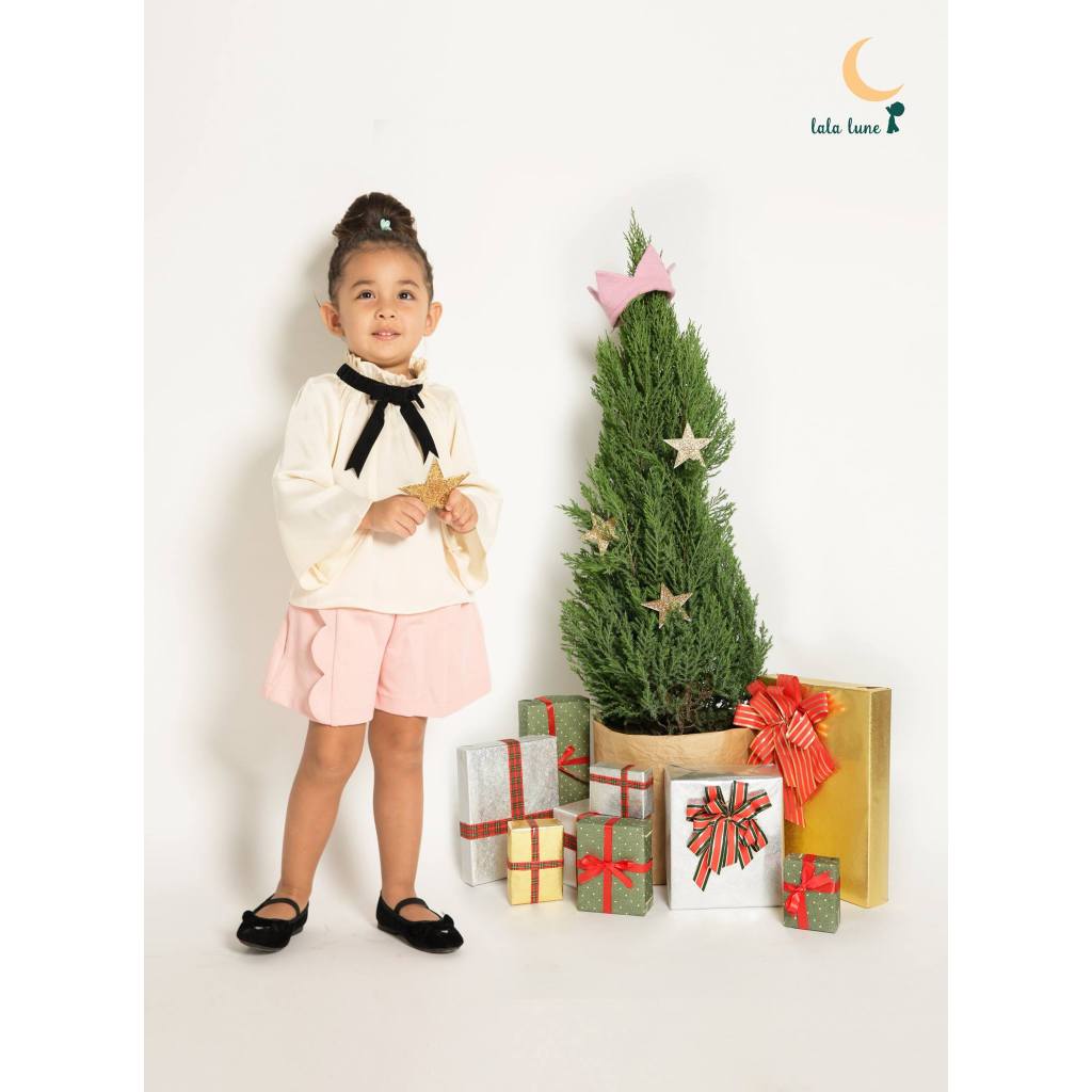 ÁO VÀ CHÂN VÁY DÀNH CHO BÉ GÁI