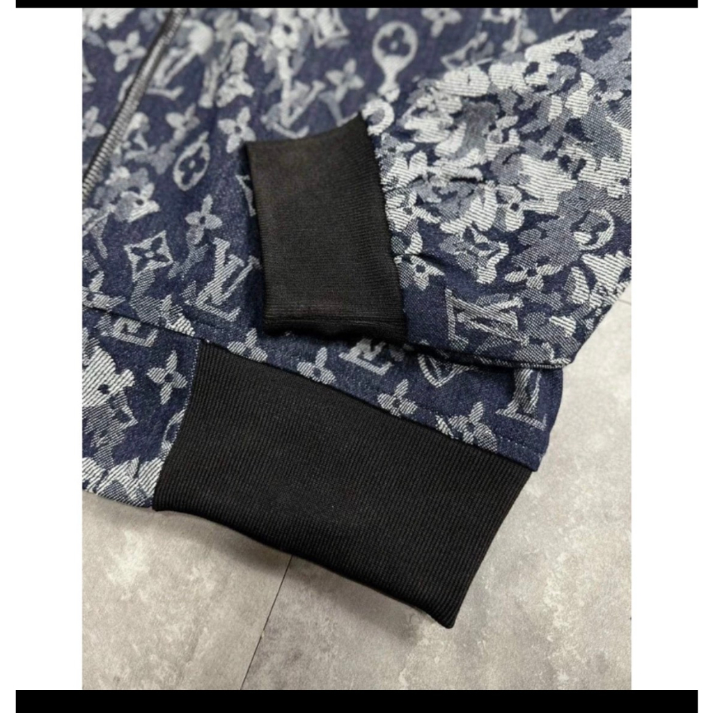 Áo khoác L.V, áo bomber mẫu hot hai lớp ấm áp cho mùa thu đông màu loang phong cách cực chất