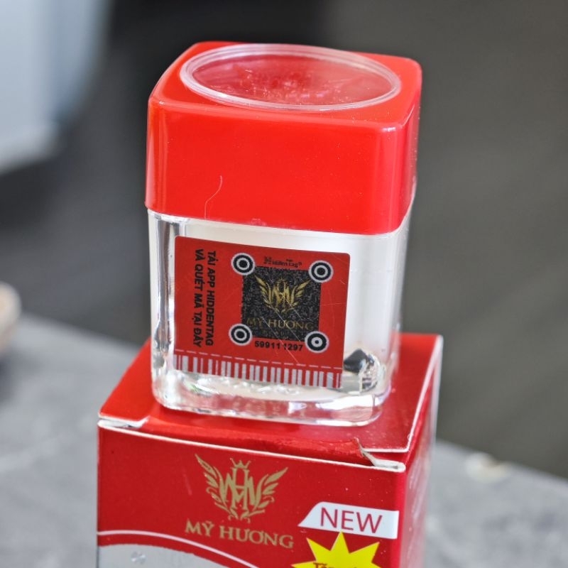 DƯỠNG MÔI THÂM LOANG MỸ HƯƠNG