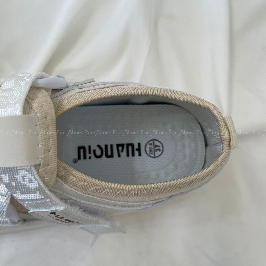 Giày Sneaker Mũi Tròn 2 Màu Đen/ Be- Full Box- Mã 1608