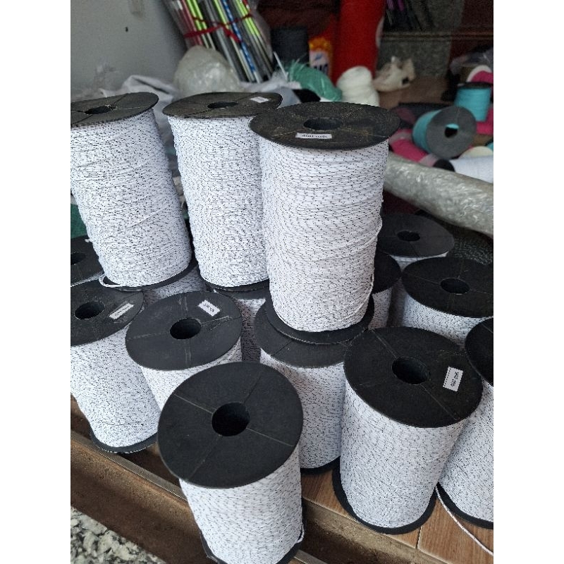 Dây dù 1li2 350m thả diều mini.