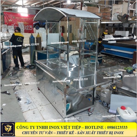 Xe trà sữa bán hàng