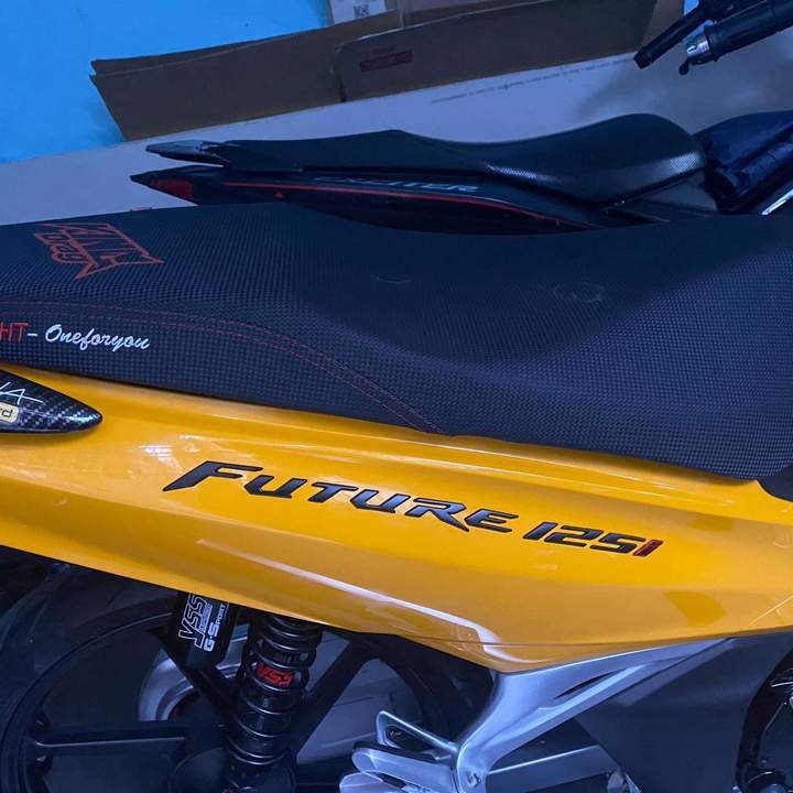 Tem future 2023 chữ nổi mod màu đen nhám hàng cao cấp siêu nét