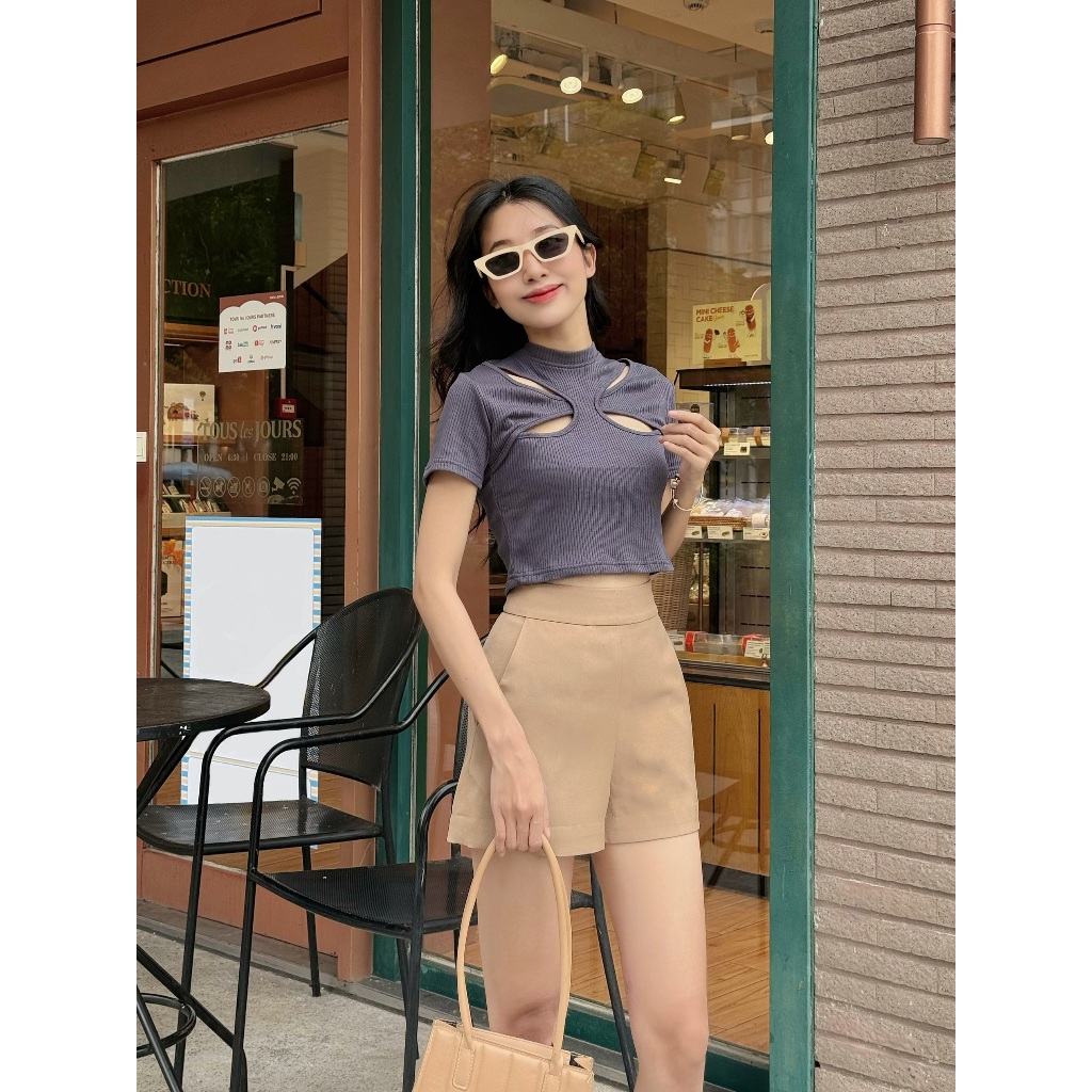 Áo thun croptop nữ tay ngăn cut out cách điệu thân trước màu đen, cá tính GAGO  GA4521