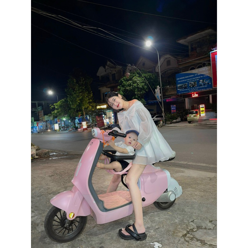 Váy babydoll trễ vai kèm nơ form xoè rộng bazizcloset