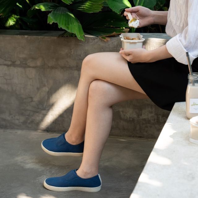 Giày Một vải xanh nước biển không dây