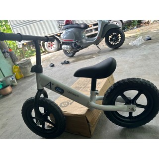 xe chòi chân cho bé cho bé 2-6 tuổi