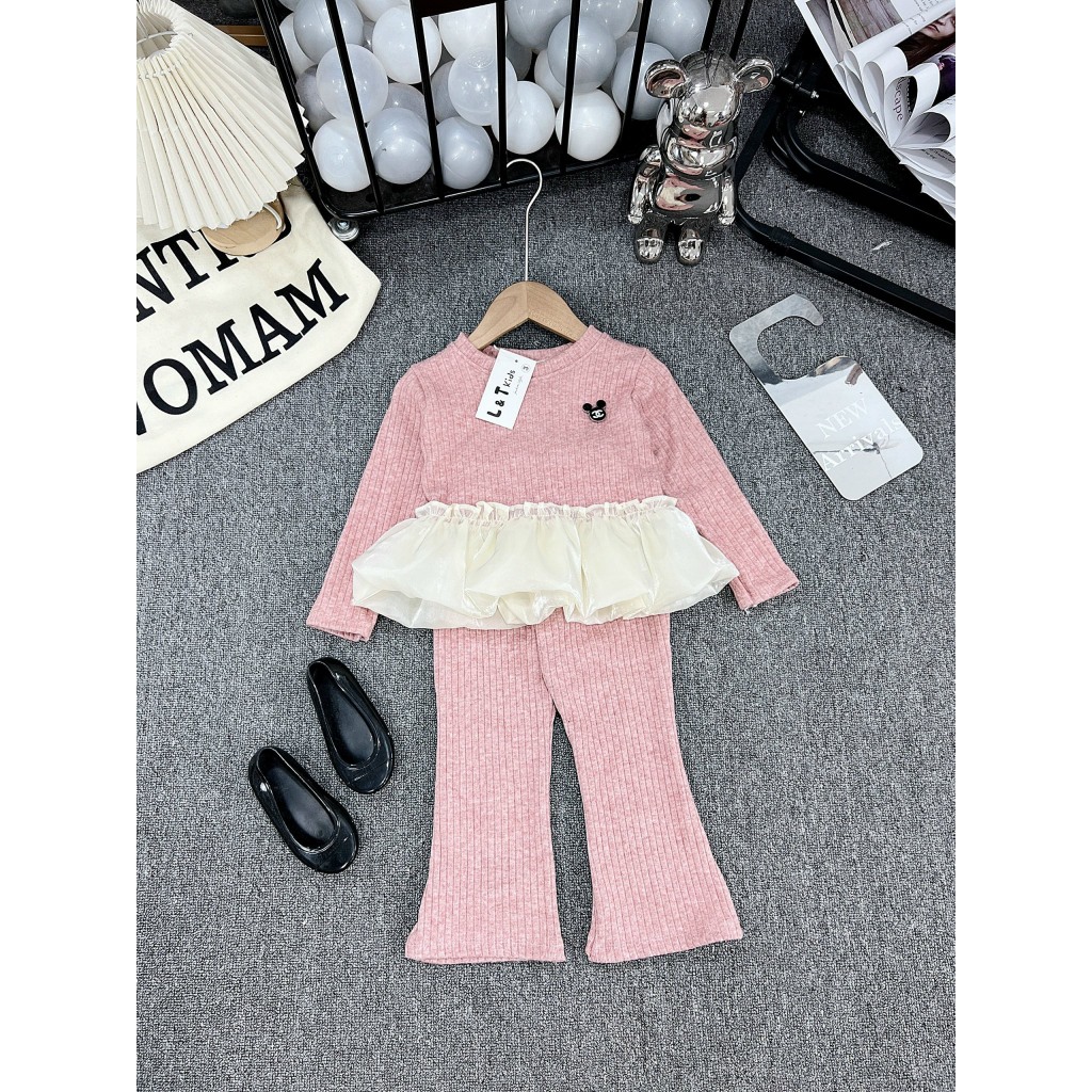 Bộ tăm thỏ viền bèo bé gái