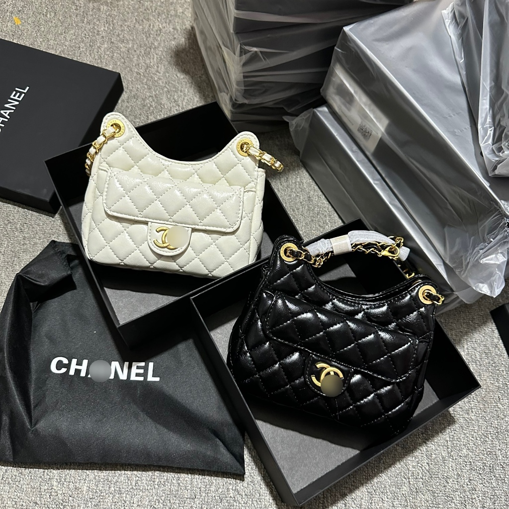 Túi xách nữ, túi ô trám C.N kẹp nách da bóng size 19-22 full box - Zeni.Store
