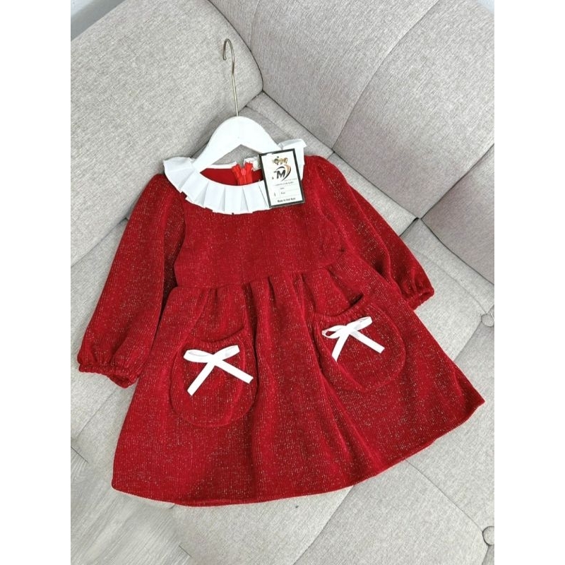 Váy xòe bé gái cổ bèo chất nhung ánh kim sang chảnh