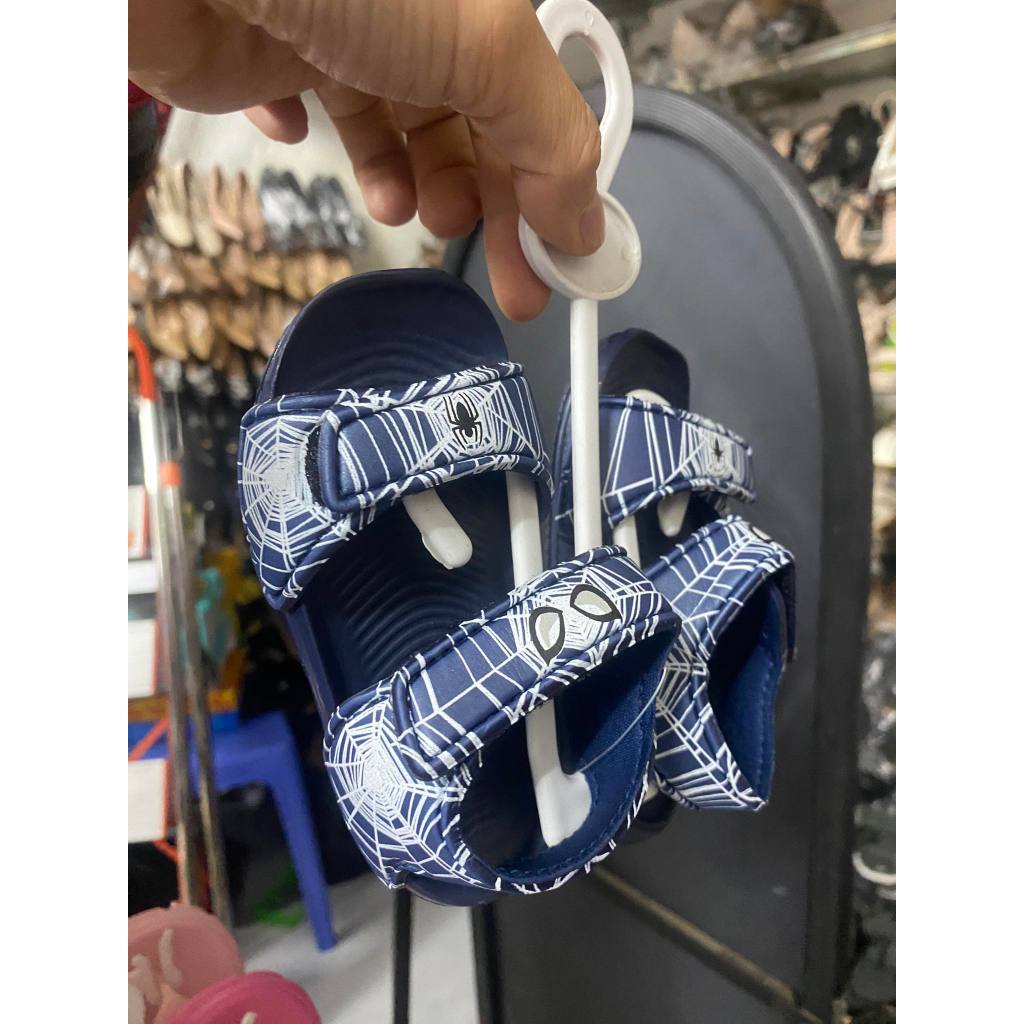 Sandal xốp Loay Siêu Nhẹ Chống Trơn Cho Bé Trai Mới Tập đi đến 5 tuổi size 18-29