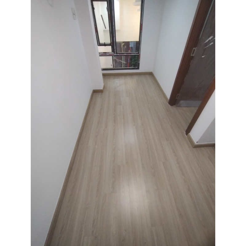 Sàn giả gỗ 3mm kèm thi công m2 nhanh chóng, tiết kiệm trang trí