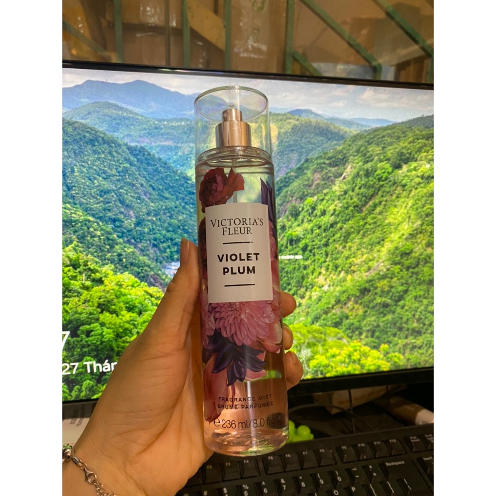 Xịt thơm toàn thân body mist Bath And Body Works 236M