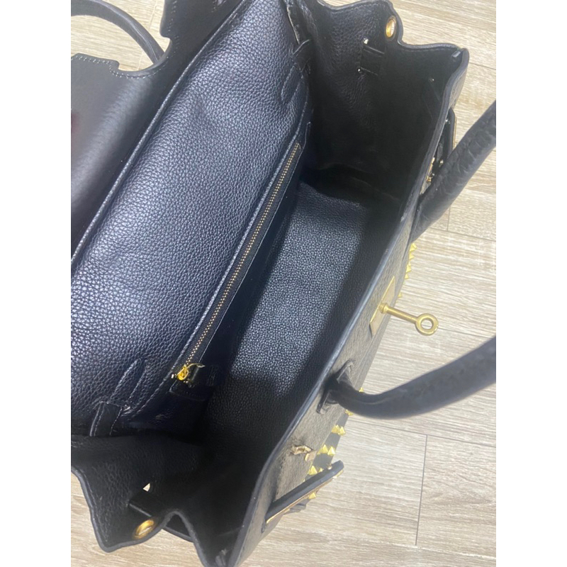 Túi da thật dáng HM