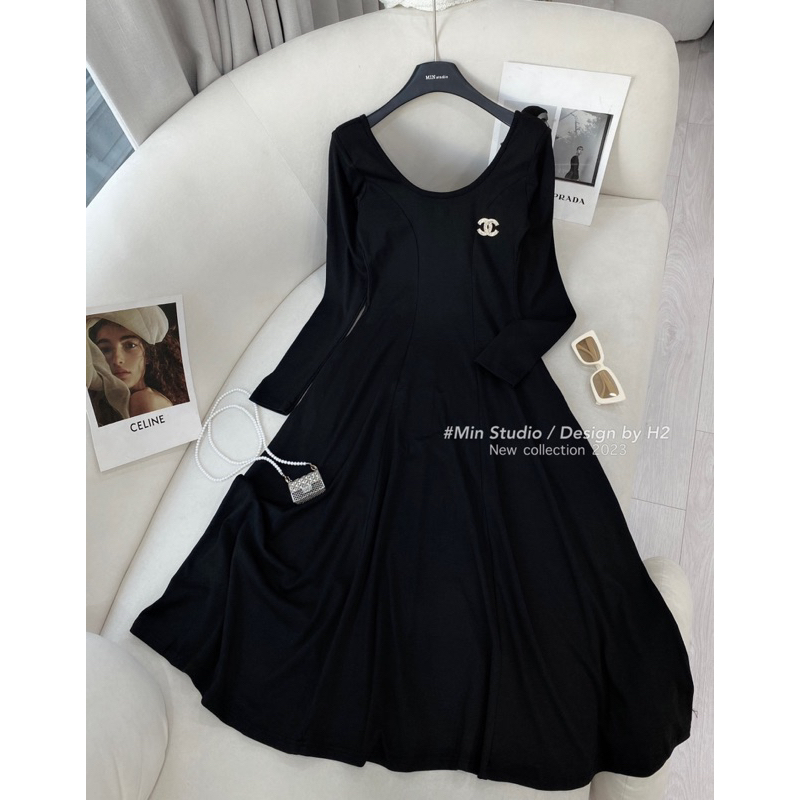 Váy Thun Đen Trơn Dài Tay Đính Tag Channel MIN • Melanie Boutique