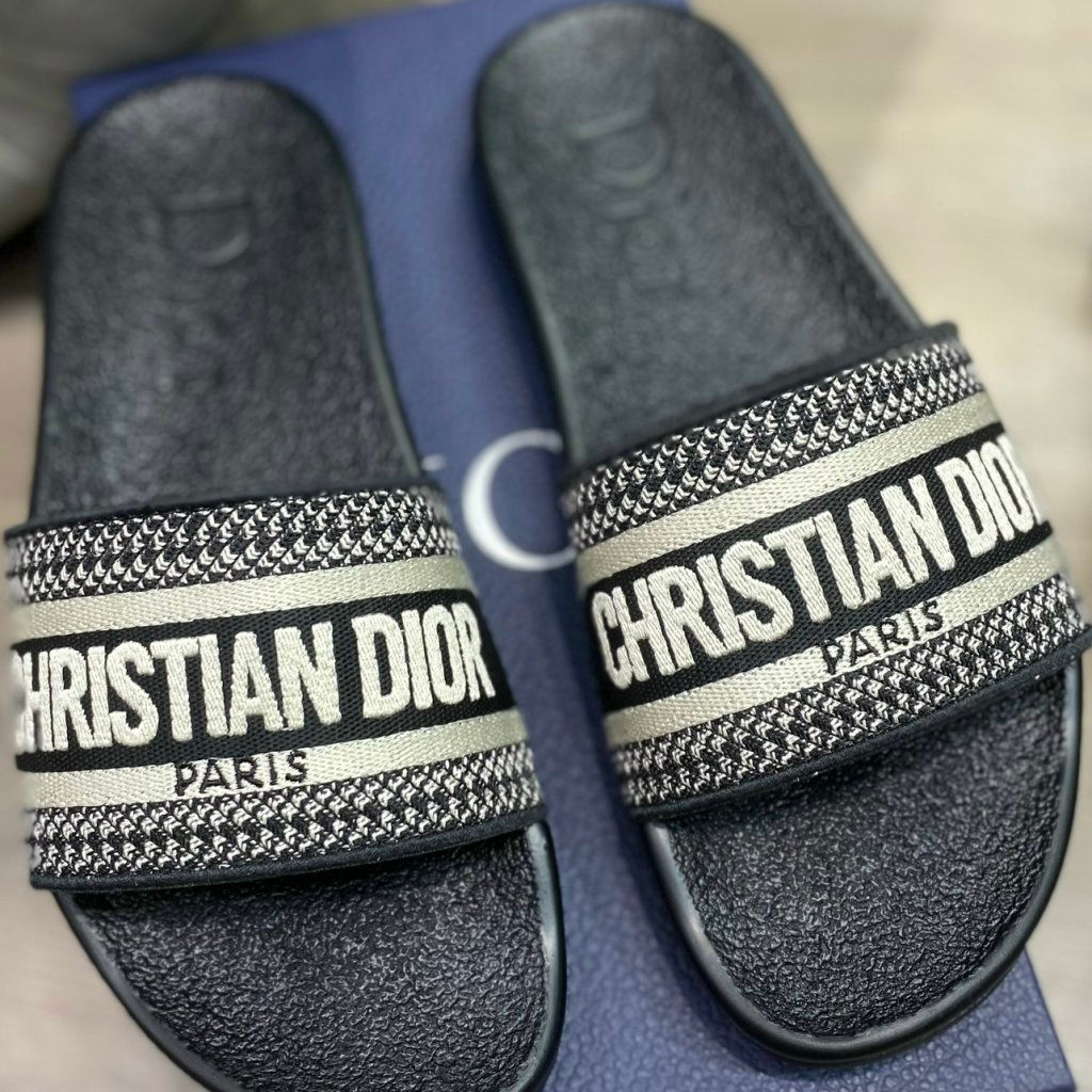 Dép quai ngang Chris.tian Dio neww 2023, Dép quai ngang Dio vải thêu