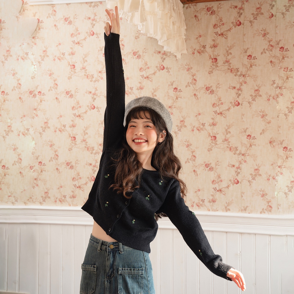 BLEUBIRD Áo khoác len thêu hoa cúc Margarita Cardigan