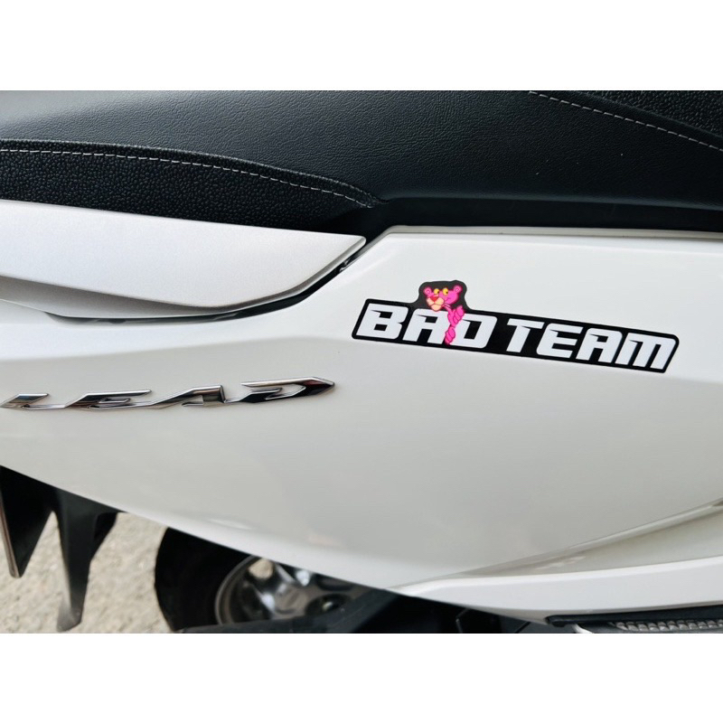 Decal dán xe BÁO TEAM hot hit cute