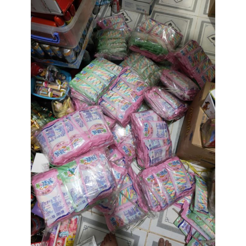 Sale hsd tháng 3/2024) 1 túi kẹo bông marshmallow cây xoắn siêu ngon