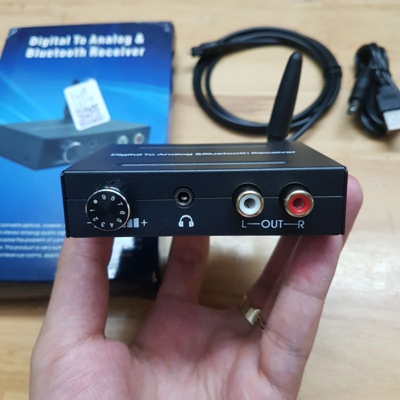 Bộ Bluetooth và cổng quang volum chỉnh to nhỏ nhạc