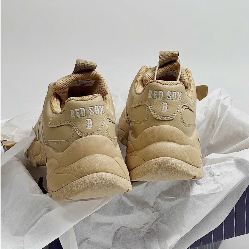 Giày ML.B BigBall Chunky NY Nâu Kem V2 Lai Au Nam Nữ GIÀY  MLB CHUNKY RED SOX MLB NÂU B KEM BẢN CAO CẤP NAM NỮ