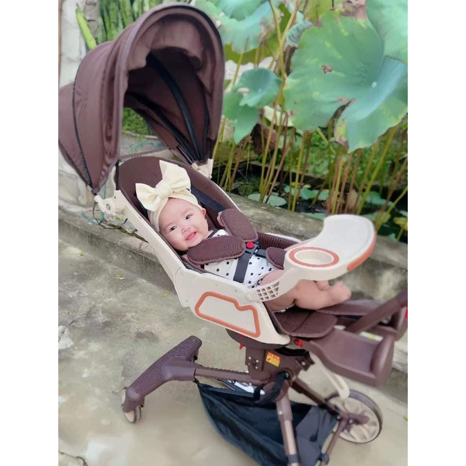 Xe đẩy gấp gọn V9 có mái che hình thú đáng yêu, có đèn và nhạc