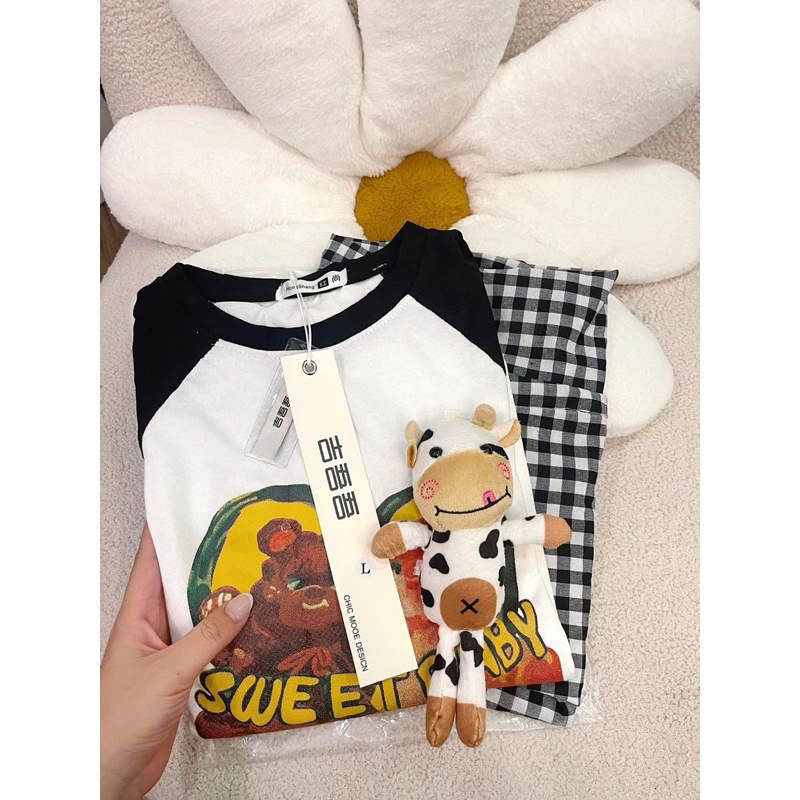 SET ÁO THUN BÒ SỮA + QUẦN KẺ CARO