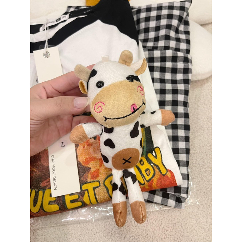 SET ÁO THUN BÒ SỮA + QUẦN KẺ CARO