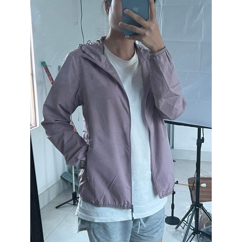 Áo gió 1 lớp mẫu cũ phom suông