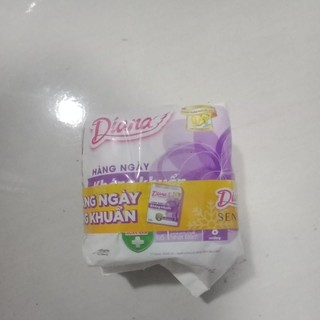 1 gói Diana hàng ngày 8 miếng (hàng khuyến mại)