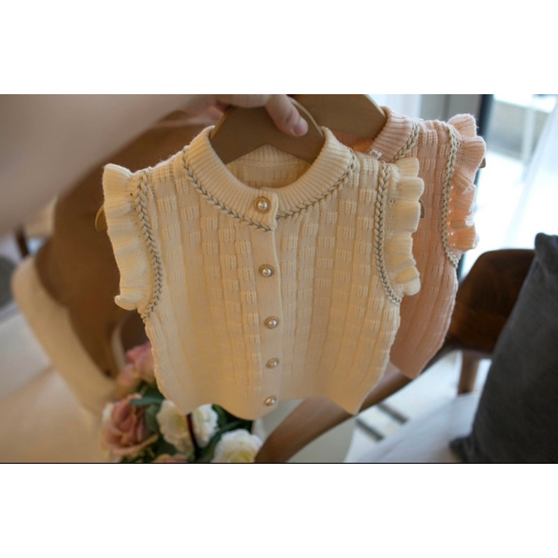 Áo Gile Viền Xinh Bé Gái