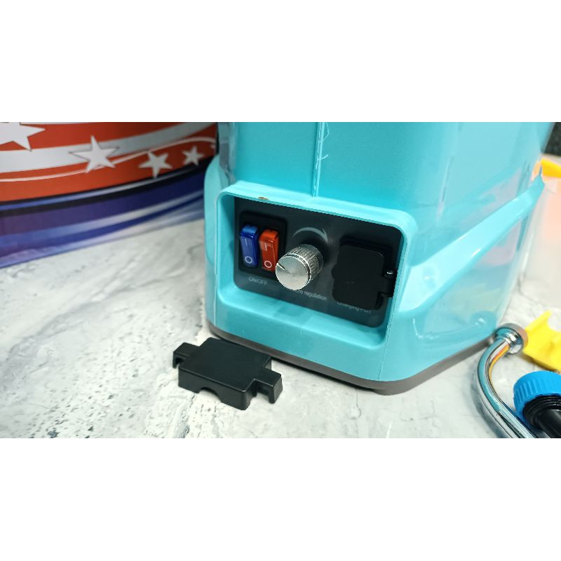 Bình xịt điện Sinleader 20 lít 2bơm áp lực phun mạnh, chất lượng cao