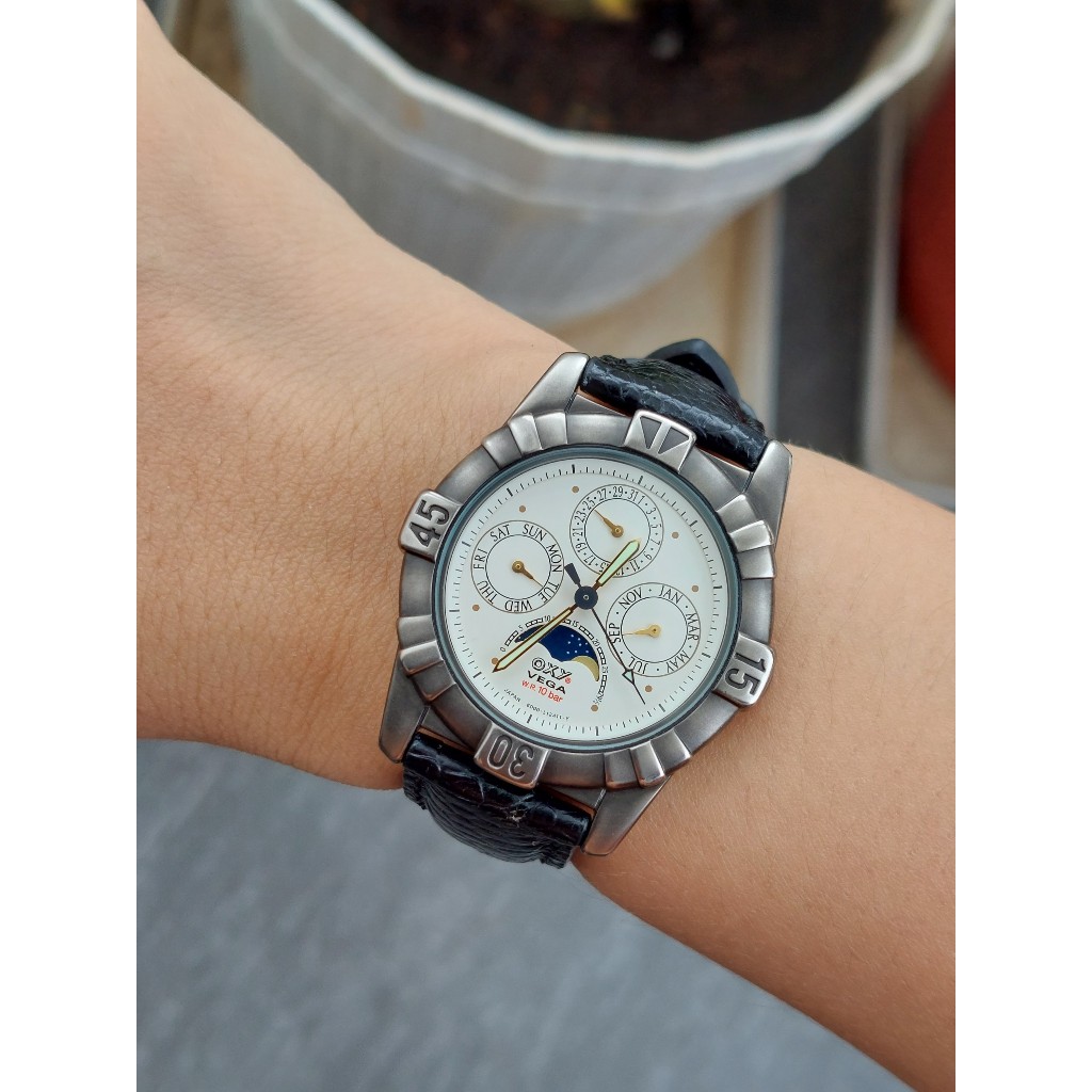 Đồng hồ nam Citizen Oxy 6 kim lịch trăng sao chạy pin