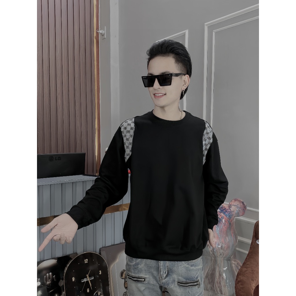 Áo nỉ thu đông thêu chữ B ở cầu vai nam nữ đều mặc được 2 màu trắng và đen