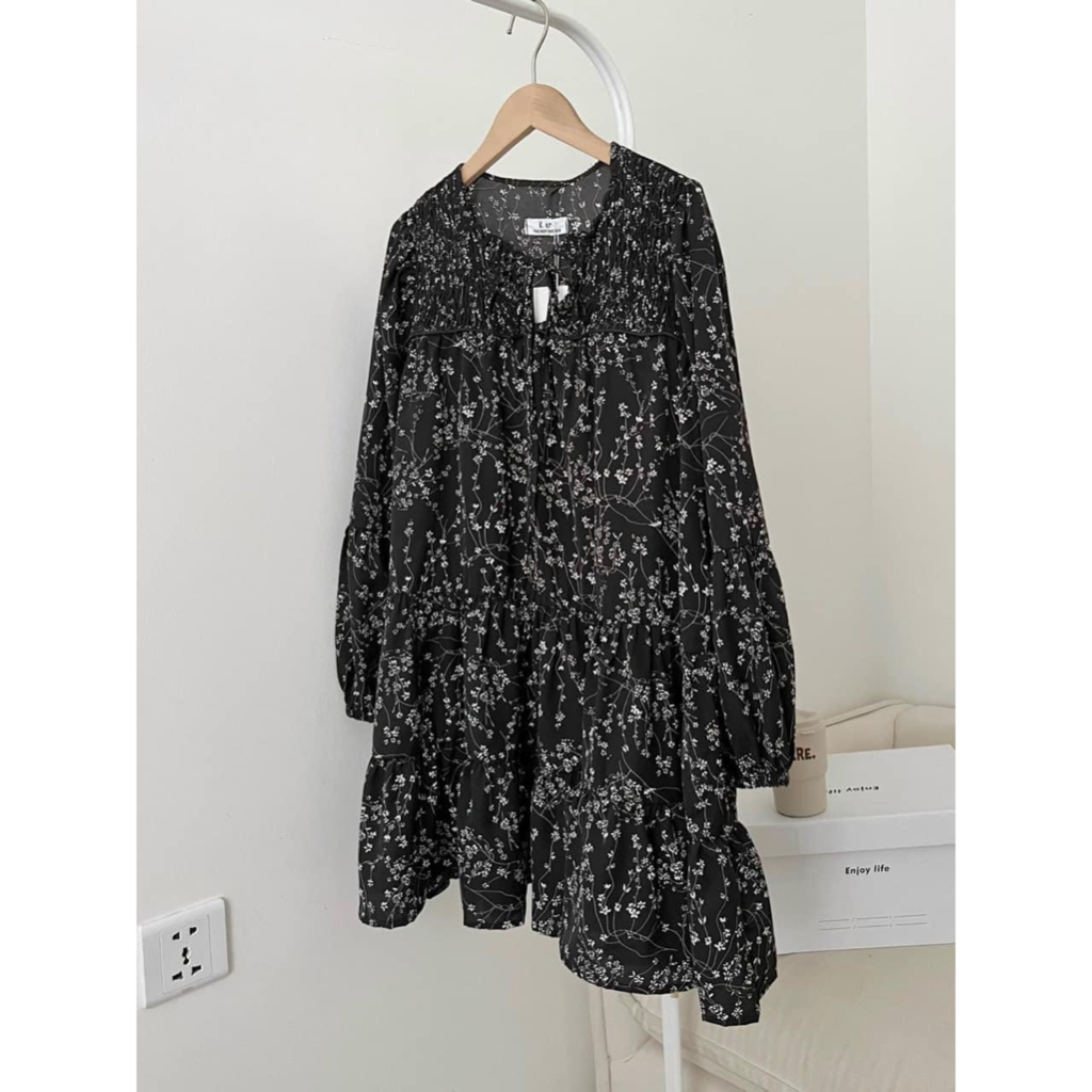 Đầm babydoll hoa nhí dài tay dáng vintage