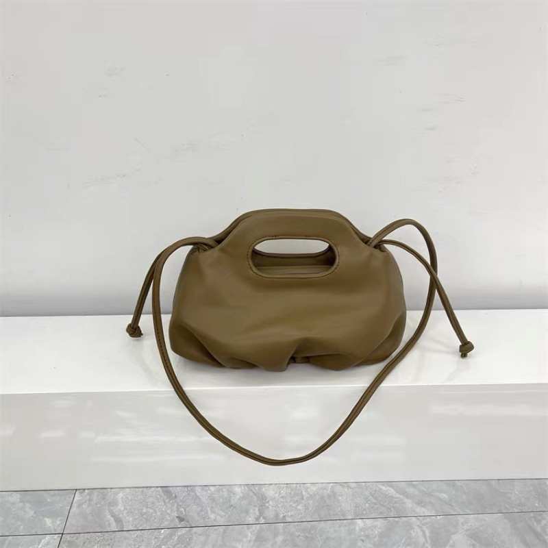 Túi xách nữ bản dẹt dây rút da PU